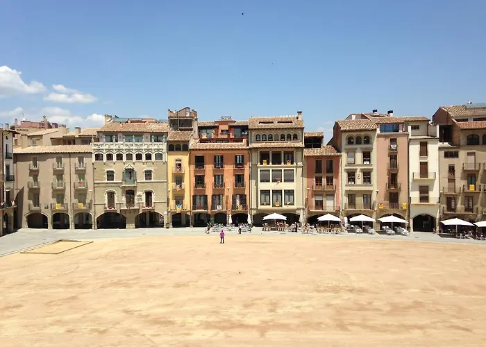 Apartaments Vicus 1 Con Vistas A La Plaza Mayor De Vic
